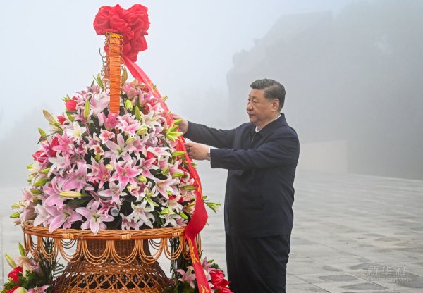 粤友钱配资 习近平：做一个堂堂正正、光荣自豪的中国人