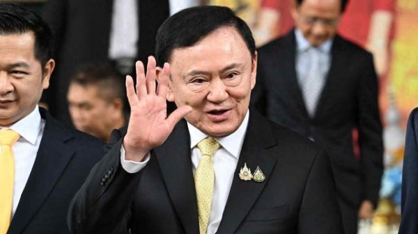 股市策略 总理选举前一天 ，他信离开泰国